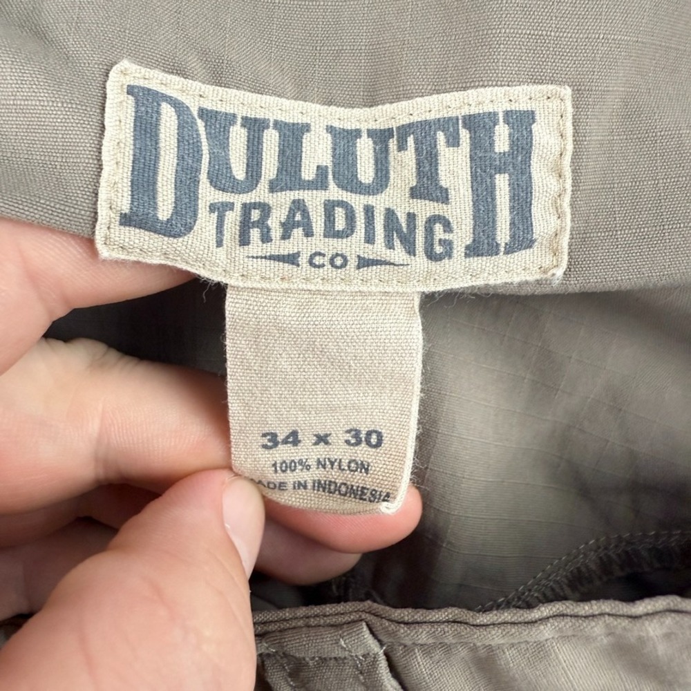 Duluth Trading Pants Mens 34x30 Beige Armachillo Cargo Hiking Outdoor Ripstop - Picture 5 of 10